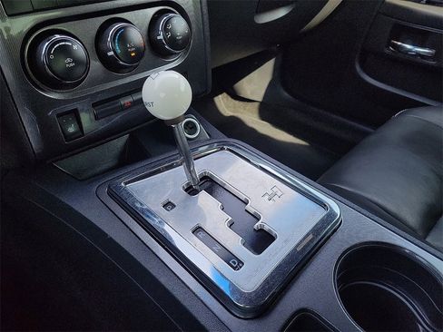 Used 2010 Dodge Challenger R/T image 25