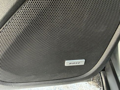 Used 2021 GMC Terrain SLT w/ Infotainment Package II image 26