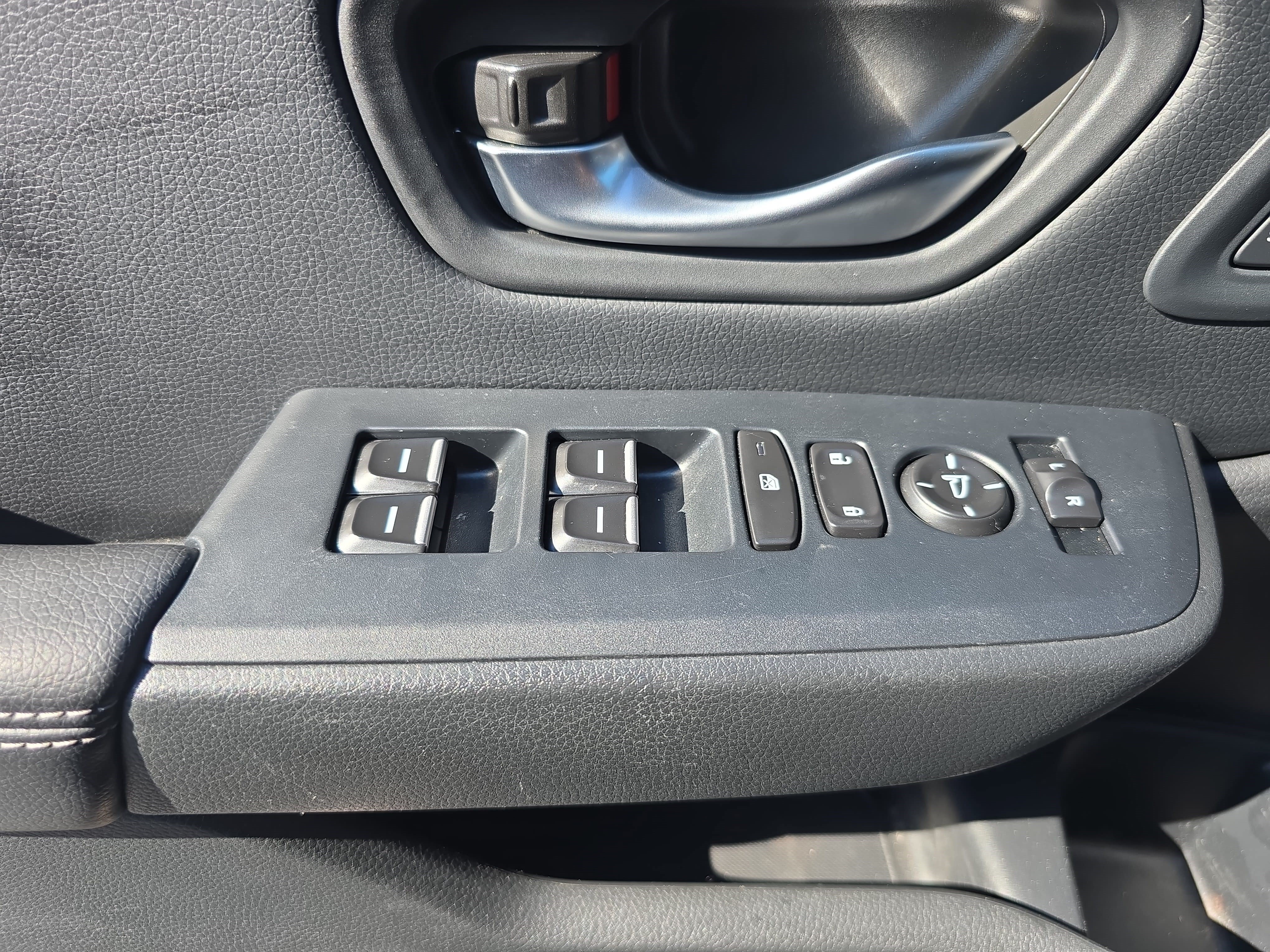Used 2024 Honda Pilot EX-L image 27