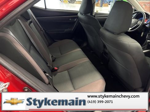 Used 2018 Toyota Corolla L image 14