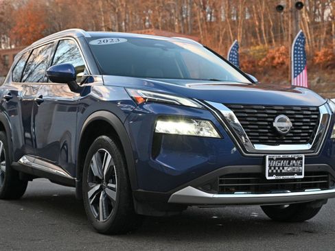 Used 2023 Nissan Rogue Platinum w/ Platinum Premium Package image 11