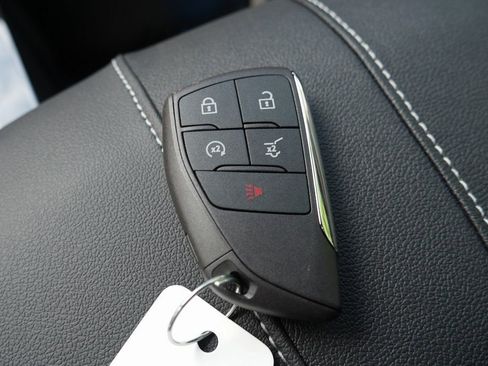 New 2026 Chevrolet Traverse LT w/ Enhanced Driving Package image 18