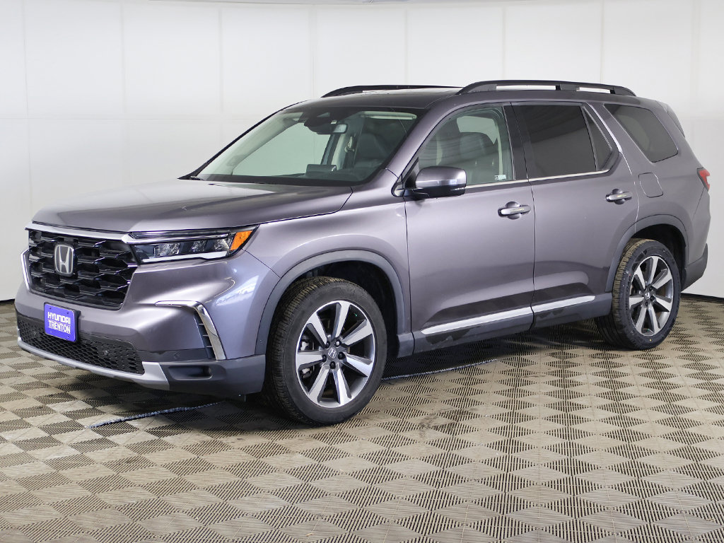 Used 2024 Honda Pilot Touring image 9