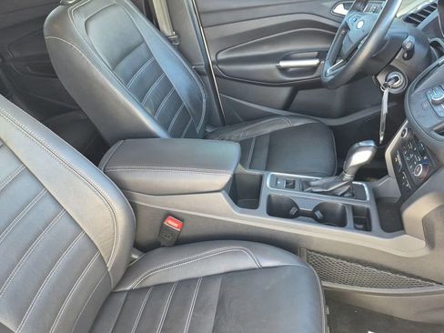 Used 2018 Ford Escape SEL image 17