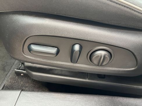 Used 2023 Chevrolet TrailBlazer LT w/ Convenience Package image 22