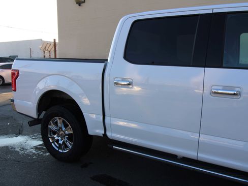 Used 2015 Ford F150 XLT w/ Equipment Group 301A Mid image 14