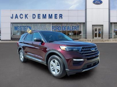 Certified 2022 Ford Explorer XLT w/ Equipment Group 202A