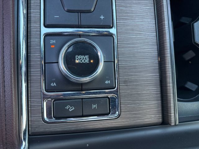 Used 2022 Ford Expedition Limited AWD/4WD image 10