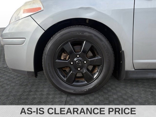 Used 2007 Nissan Versa Hatchback w/ ABS Pkg FWD image 14