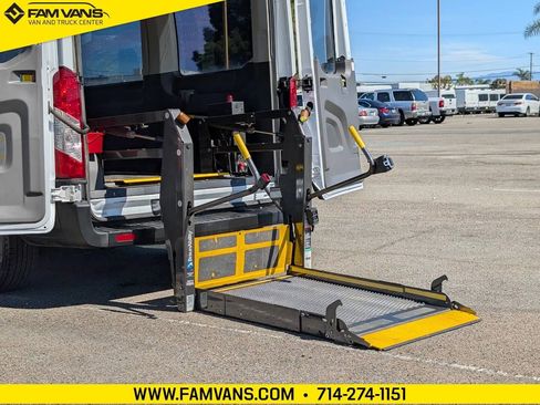 Used 2020 Ford Transit 150 XL RWD image 11