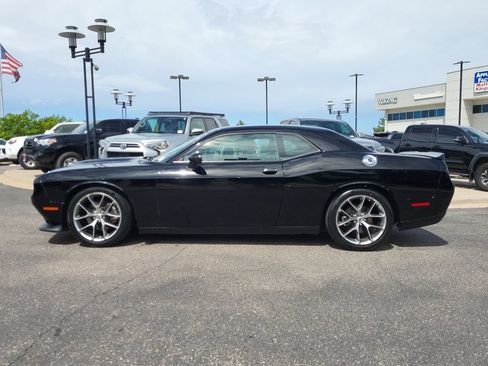 Used 2022 Dodge Challenger GT RWD image 7