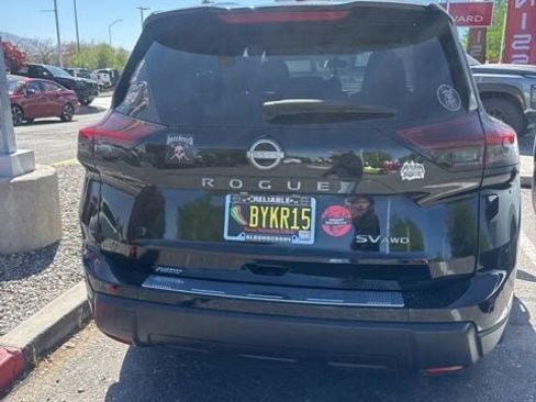 Certified 2024 Nissan Rogue SV image 9