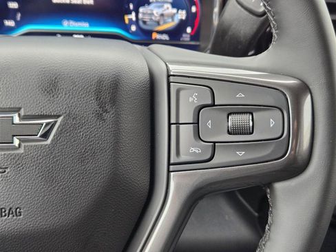 Used 2025 Chevrolet Silverado 2500 ZR2 AWD/4WD image 23