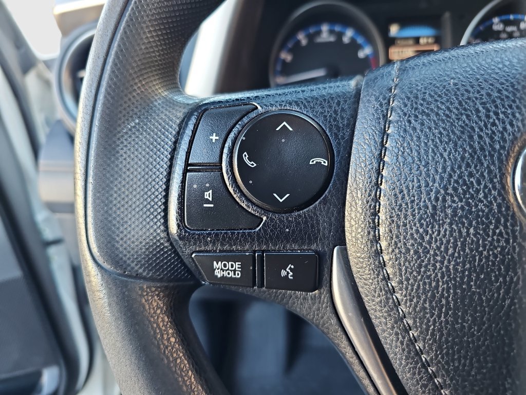 Used 2017 Toyota RAV4 LE w/ Carpet Mat Package AWD/4WD image 11