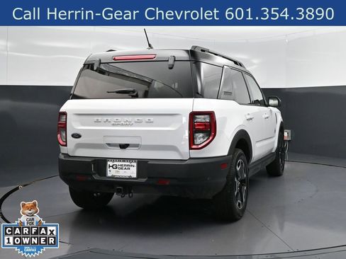 Used 2022 Ford Bronco Sport Outer Banks w/ Tech Package AWD/4WD image 7