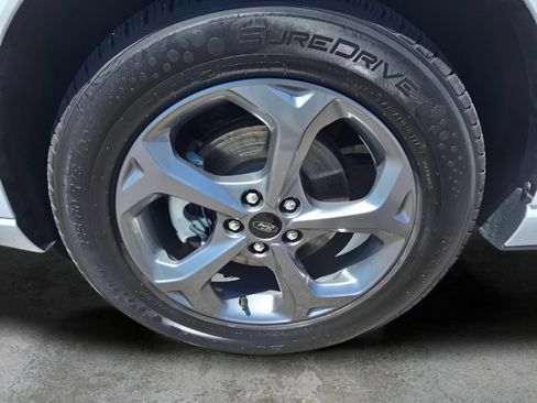 Used 2023 Ford Escape ST-Line Select AWD/4WD image 9