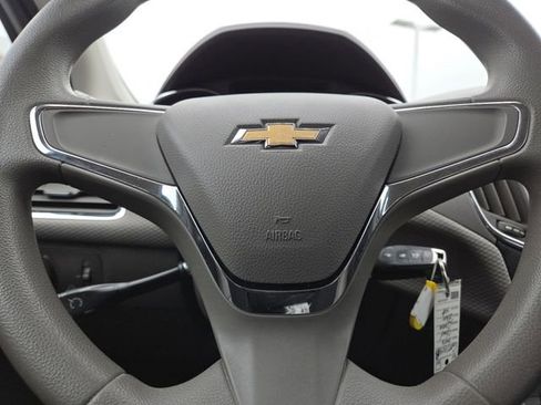 Used 2018 Chevrolet Cruze LS image 27