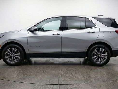 Used 2025 Chevrolet Equinox LT FWD image 5