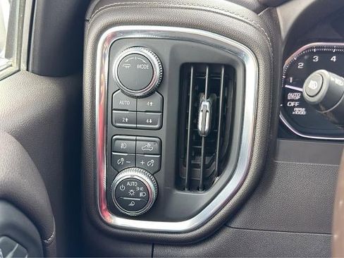 Used 2020 GMC Sierra 1500 SLT w/ SLT Premium Plus Package AWD/4WD image 36