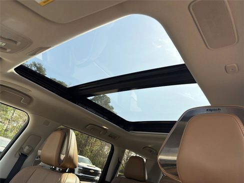 Used 2025 INFINITI QX80 Sensory AWD/4WD image 5