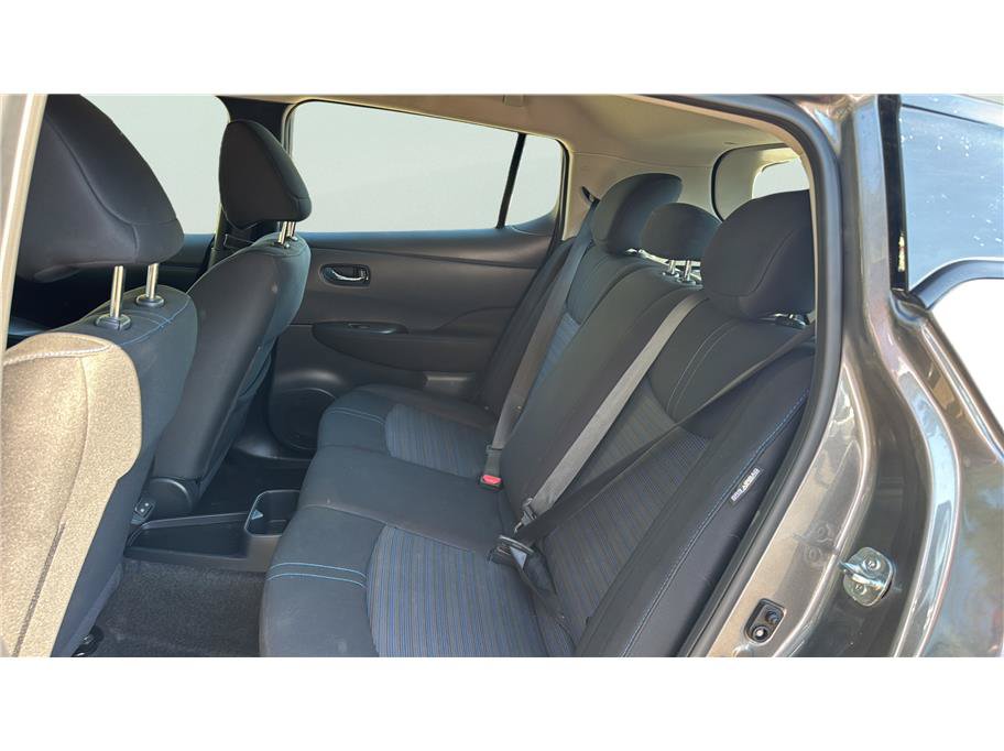 Used 2025 Nissan Leaf S FWD image 12