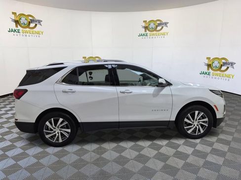 Used 2024 Chevrolet Equinox Premier AWD/4WD image 11