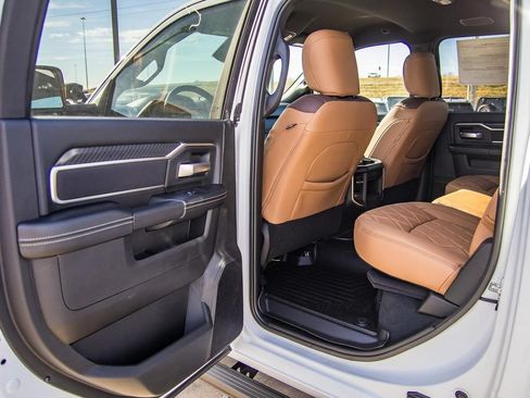 New 2025 RAM 2500 Big Horn AWD/4WD image 67