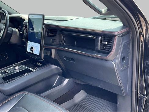 Certified 2023 Ford Expedition Limited RWD image 17