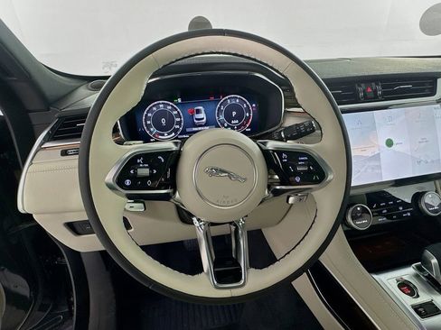 New 2026 Jaguar F-PACE R-Dynamic S AWD/4WD image 11