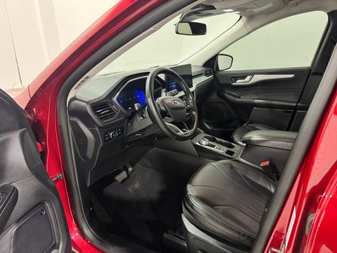 Used 2026 Ford Escape Platinum w/ Premium Technology Package AWD/4WD image 15