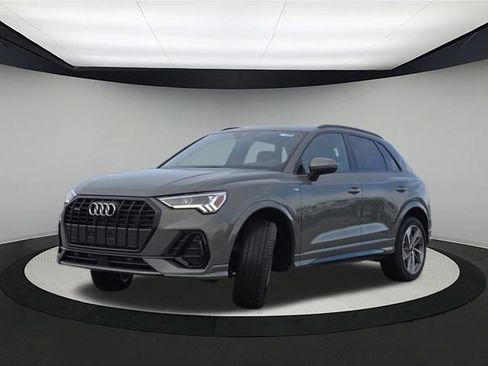 New 2025 Audi Q3 2.0T Premium image 3