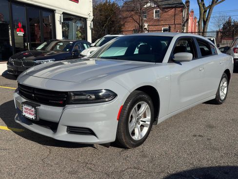 Used 2021 Dodge Charger SXT w/ Leather Interior Group image 1