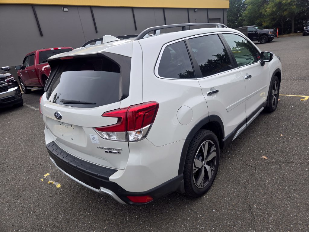 Used 2019 Subaru Forester Touring AWD/4WD image 7