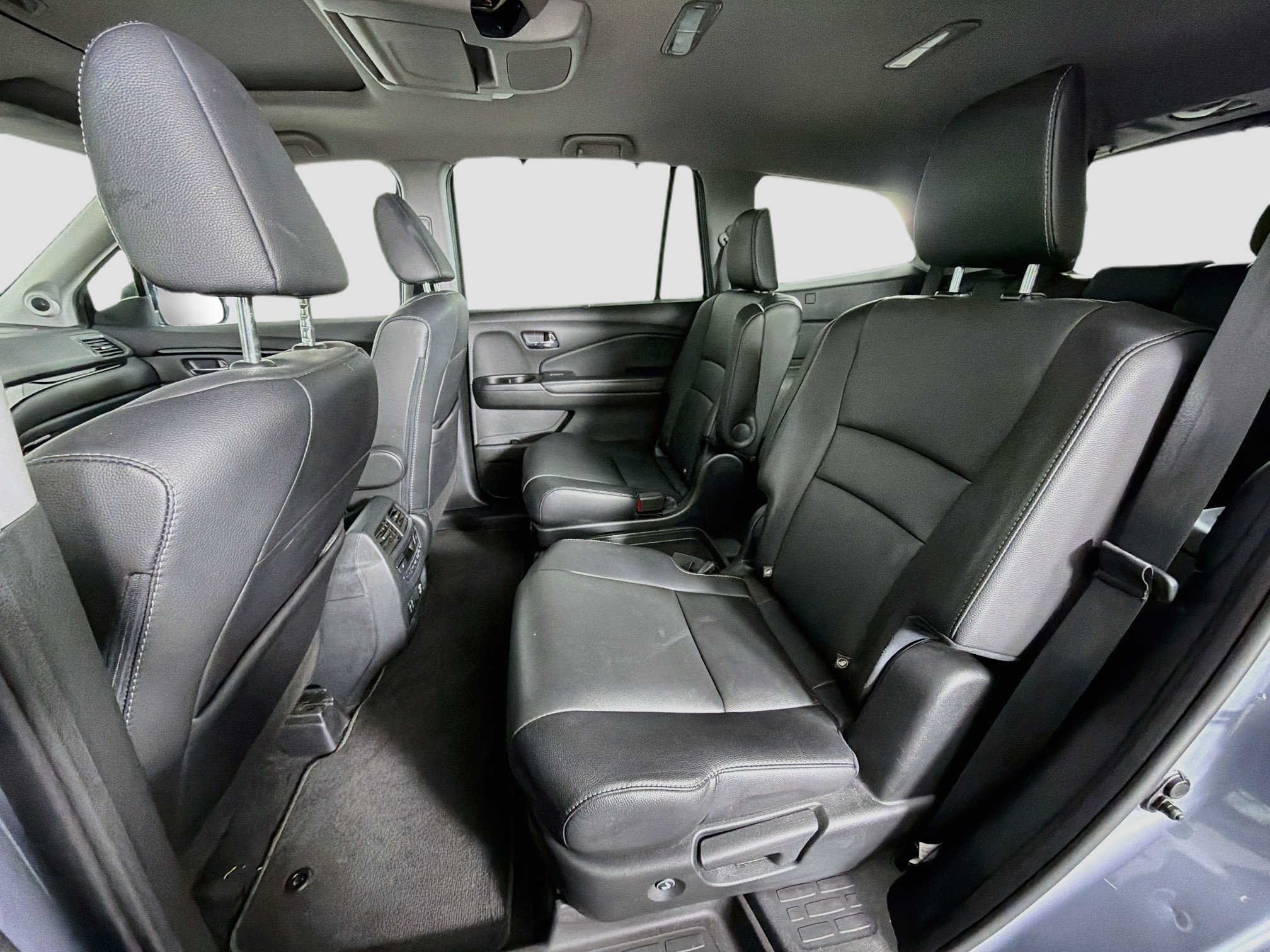 Used 2022 Honda Pilot Touring image 28