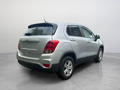 Used 2020 Chevrolet Trax LS w/ Tint and Cruise Package FWD image 17