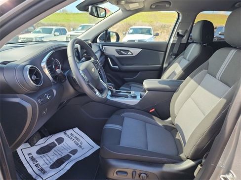 New 2025 Chevrolet Blazer LT w/ Convenience Package image 19