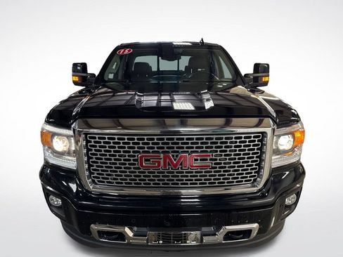 Used 2015 GMC Sierra 1500 Denali w/ Driver Alert Package AWD/4WD image 9