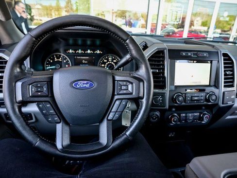 Used 2019 Ford F150 XLT w/ Equipment Group 302A Luxury AWD/4WD image 28