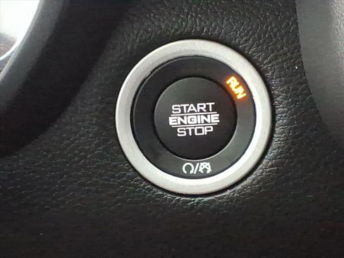 Used 2024 RAM 1500 Lone Star image 16