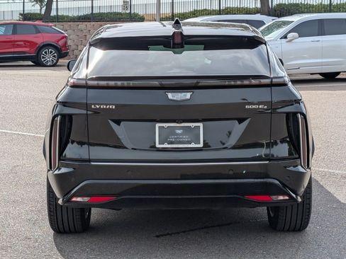 Certified 2024 Cadillac Lyriq Luxury AWD/4WD image 4