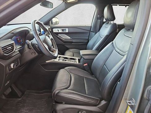 Used 2020 Ford Explorer ST w/ ST Street Pack AWD/4WD image 13