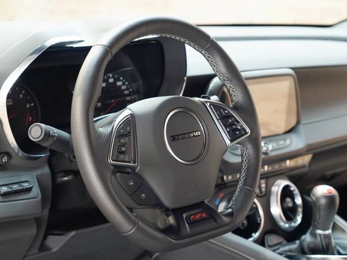 Used 2022 Chevrolet Camaro SS RWD image 35