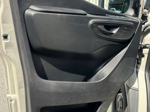 Used 2023 Mercedes-Benz Sprinter 2500 image 8