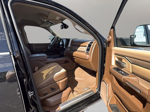 Used 2022 RAM 2500 Limited image 24