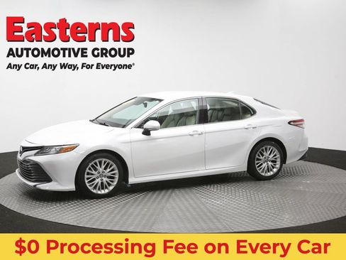 Used 2019 Toyota Camry XLE w/ Carpet Mat Package FWD image 59