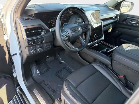 New 2026 GMC Yukon Denali image 21