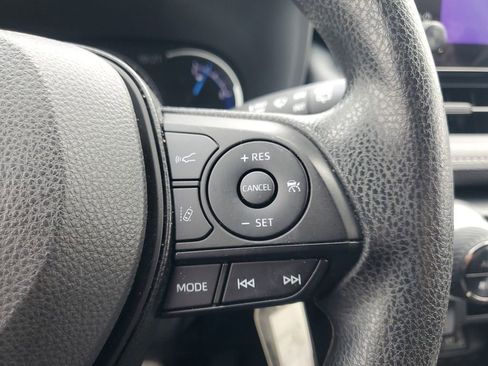 Used 2023 Toyota RAV4 LE image 21