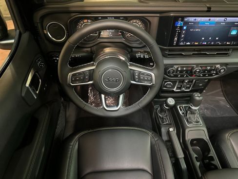 New 2025 Jeep Wrangler Sahara w/ Safety Group image 13