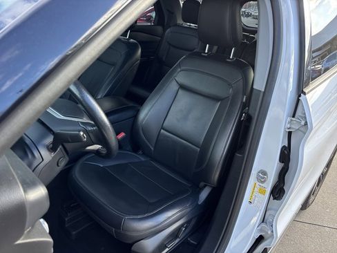 Used 2021 Ford Explorer Limited w/ Equipment Group 301A image 22