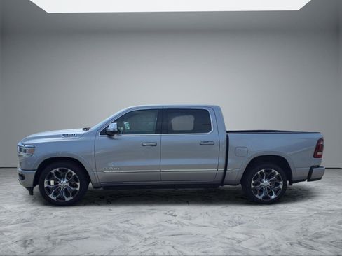 Used 2019 RAM 1500 Limited w/ Body Color Bumper Group image 4